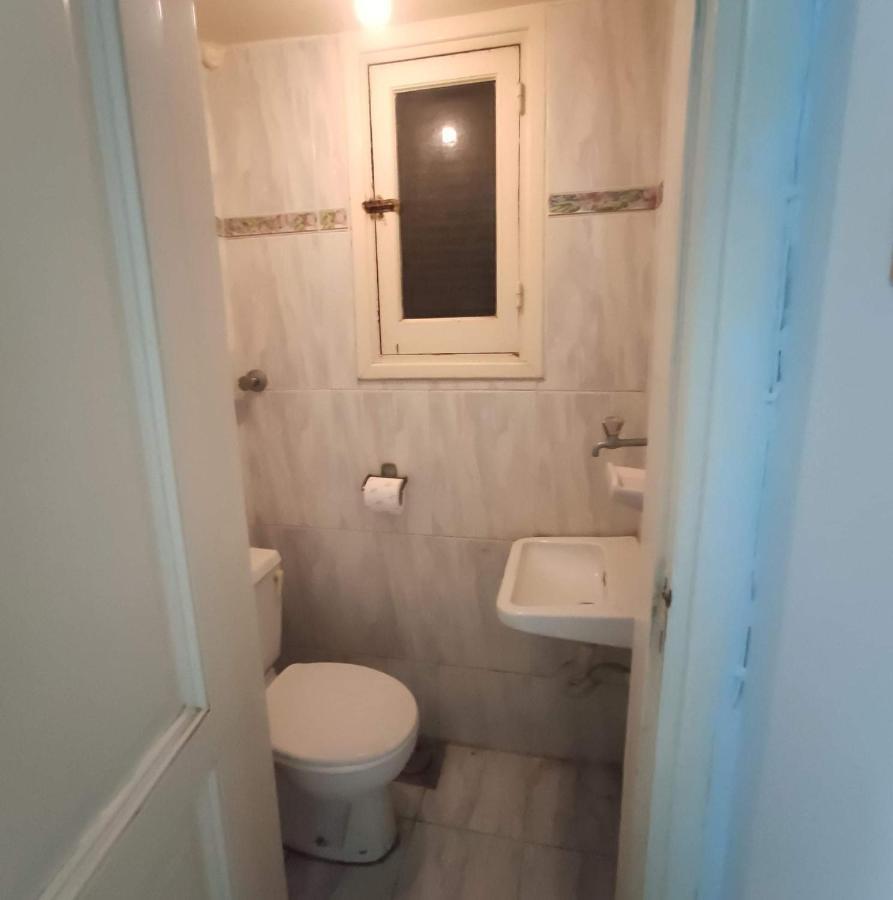 Room No5 A Private Room With Balcony For Men Only And No Ladies Allowed غرفة خاصة للرجال فقط ممنوع السيدات Alexandria Exterior photo